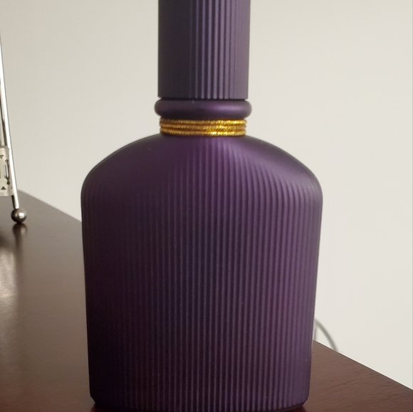 Velvet Orchid Lumiere by Tom Ford - Picture 2 of 9